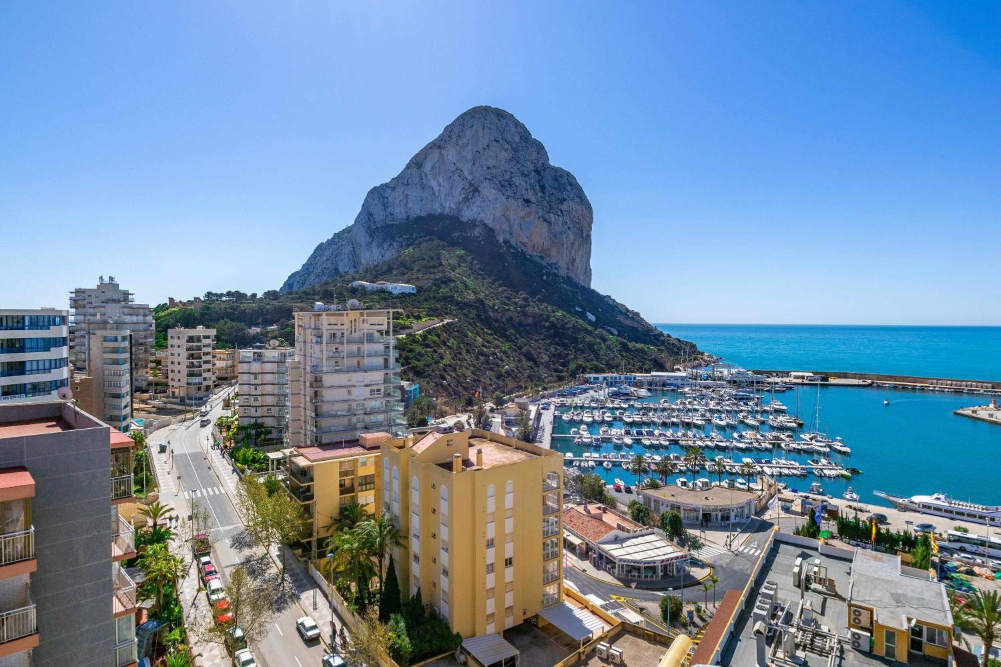 Inftour Medici Apartamento Кальпе Экстерьер фото